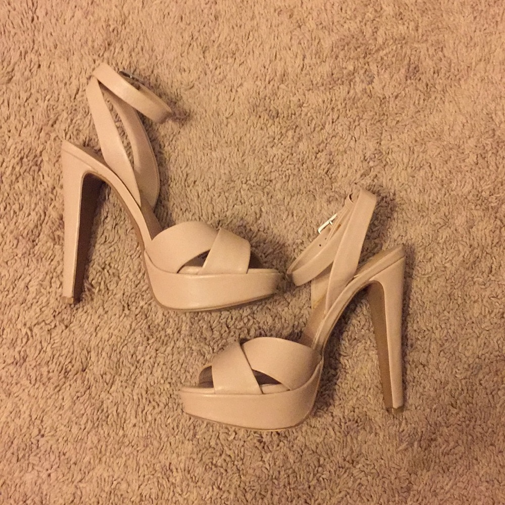 Platform heels - Picture 3 of 6